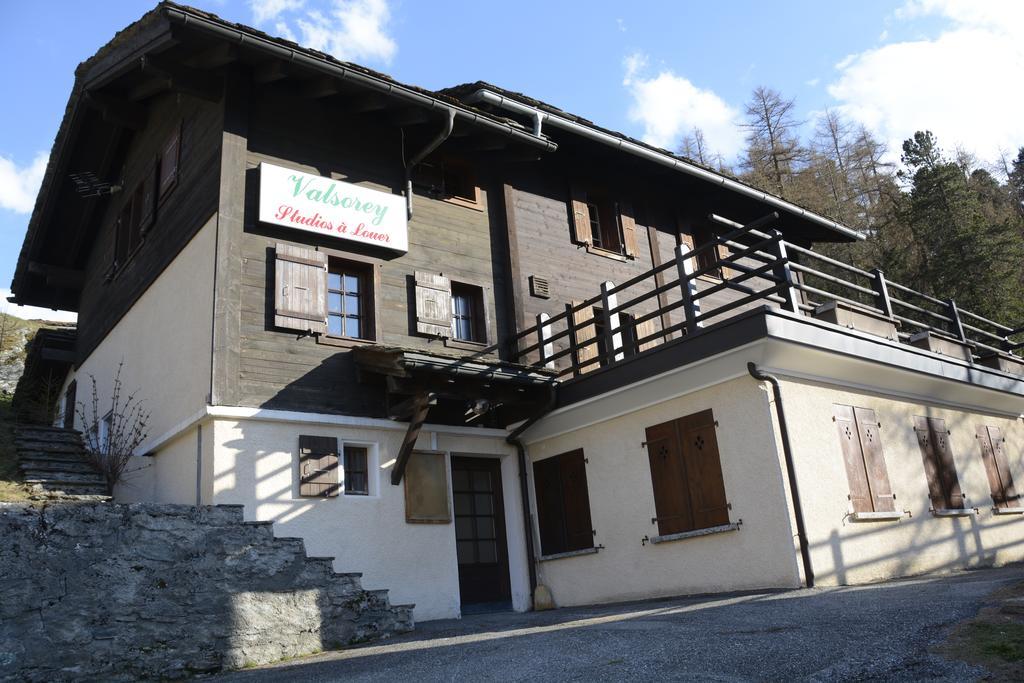 Studios du Valsorey Bourg-Saint-Pierre Exterior foto